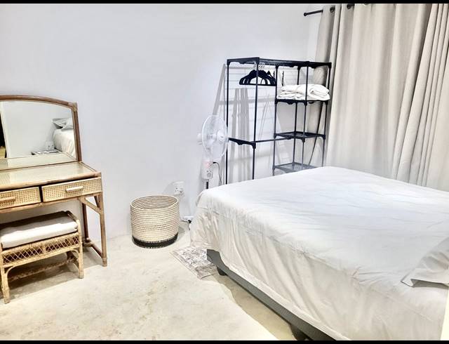 3 BEDROOM APARTMENT FOR SALE IN IVY BEACH